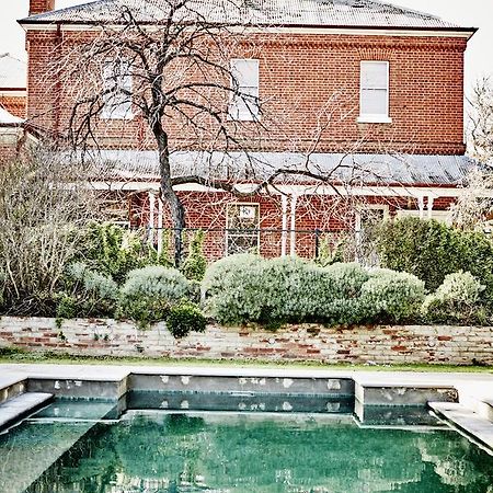 Ravenswood Homestead Exterior photo